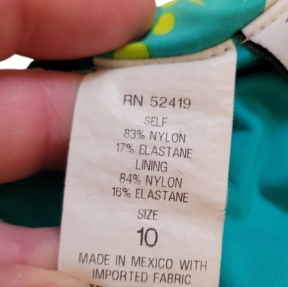 Trina Turk Seychelles Triangle Bikini Top w/Matching Hipster Bottoms Size 8 / 10 - Picture 8 of 13